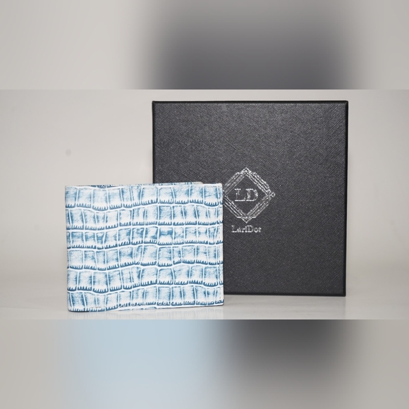 Geniene cow Napa crocodile texture men wallet - Picture 2 of 7